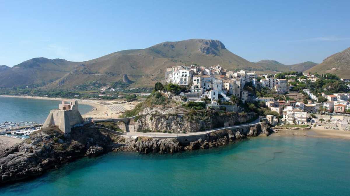 Come arrivare a Sperlonga da Roma: tutte le opzioni di trasporto pubblico